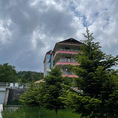 Lura Hotel Fushe-Lure Esterno foto