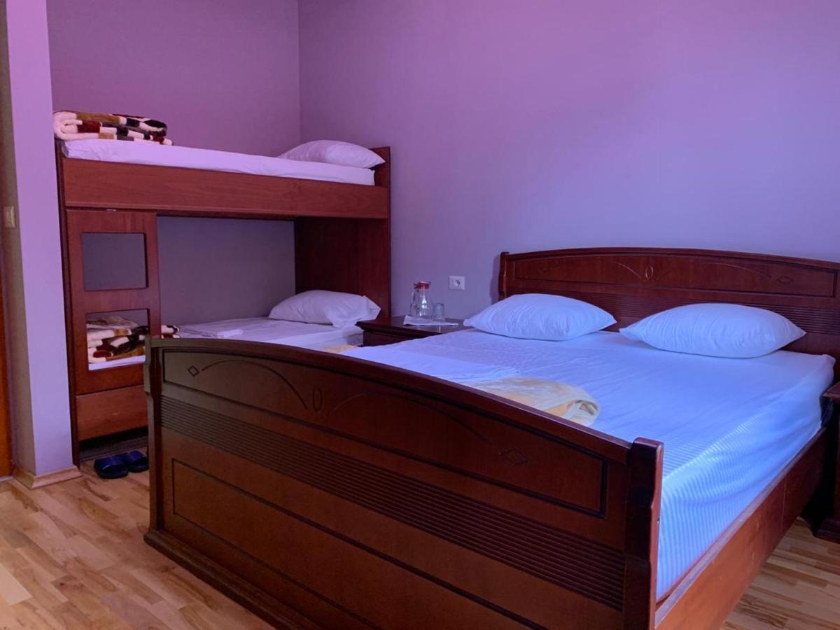 Lura Hotel Fushe-Lure Esterno foto