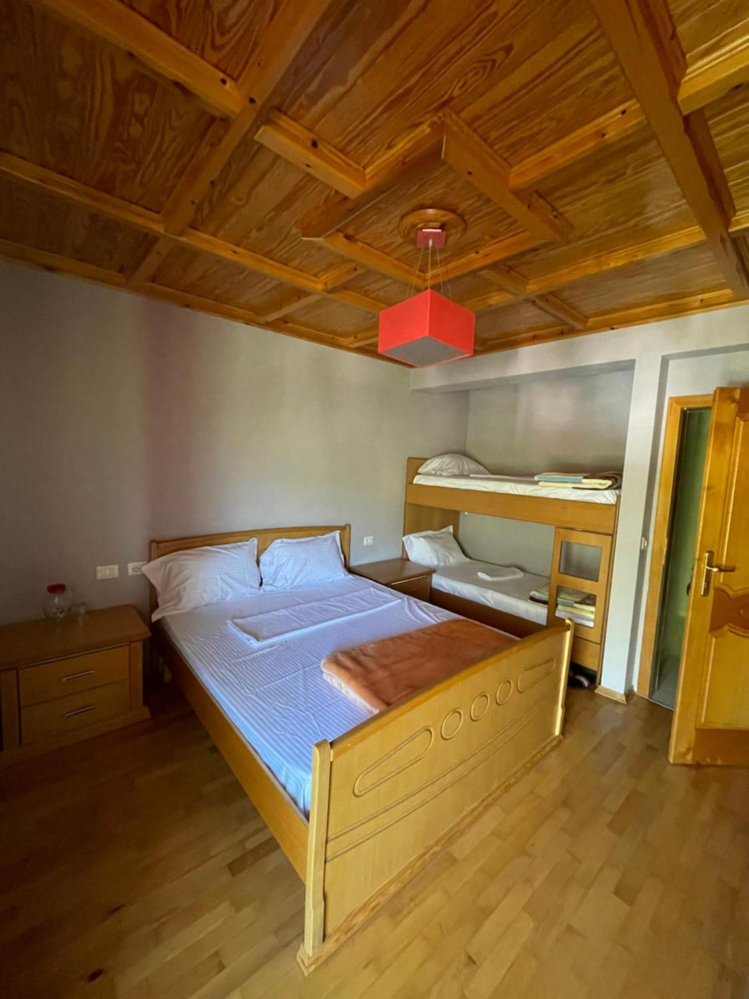 Lura Hotel Fushe-Lure Esterno foto