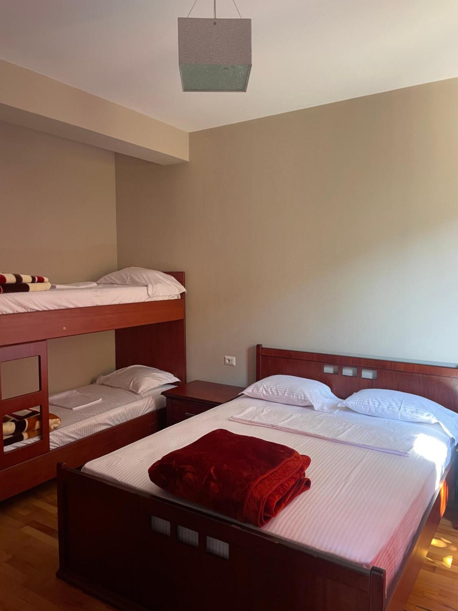Lura Hotel Fushe-Lure Esterno foto