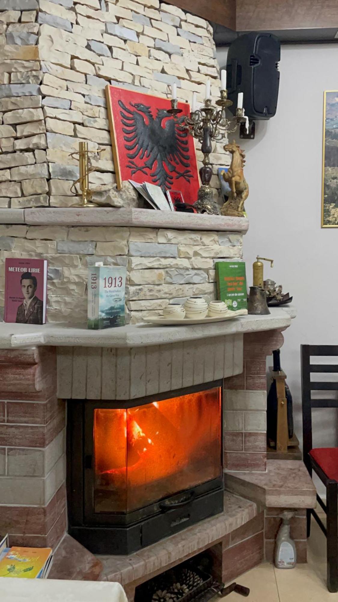 Lura Hotel Fushe-Lure Esterno foto