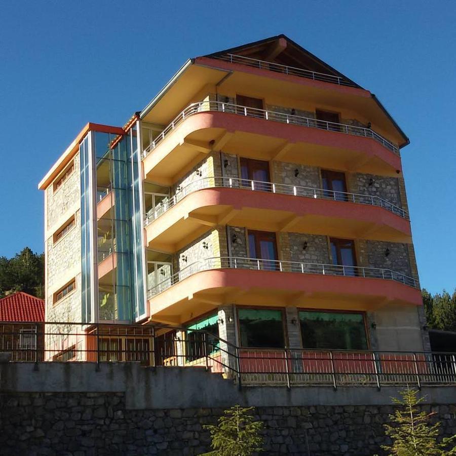 Lura Hotel Fushe-Lure Esterno foto
